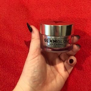 Glamglow volcasmic - brand new